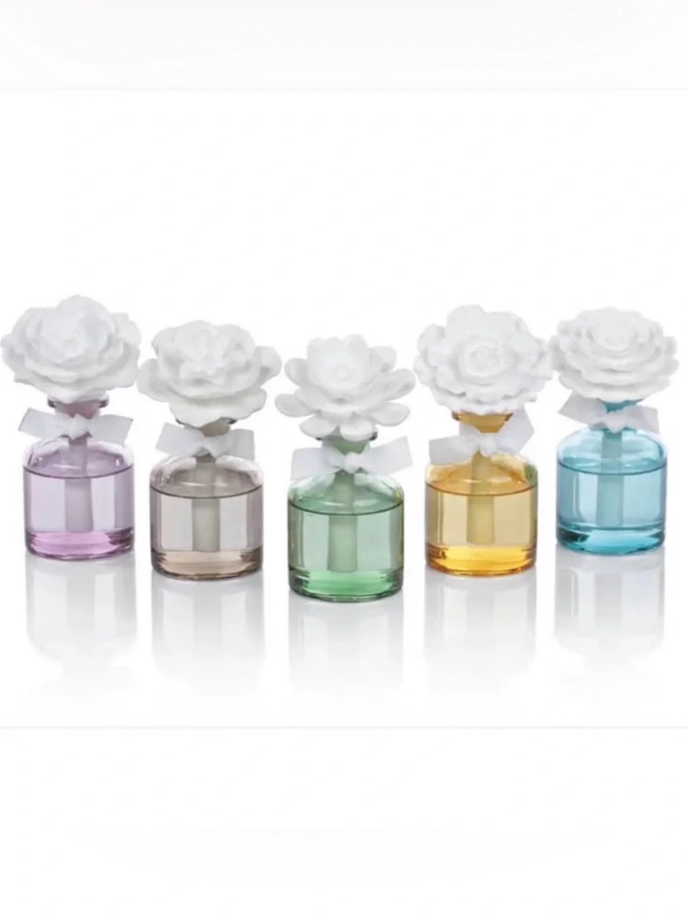 Zodax Blossom Porcelain Flower Oil Diffuser - Fig Vetiver 40ml
